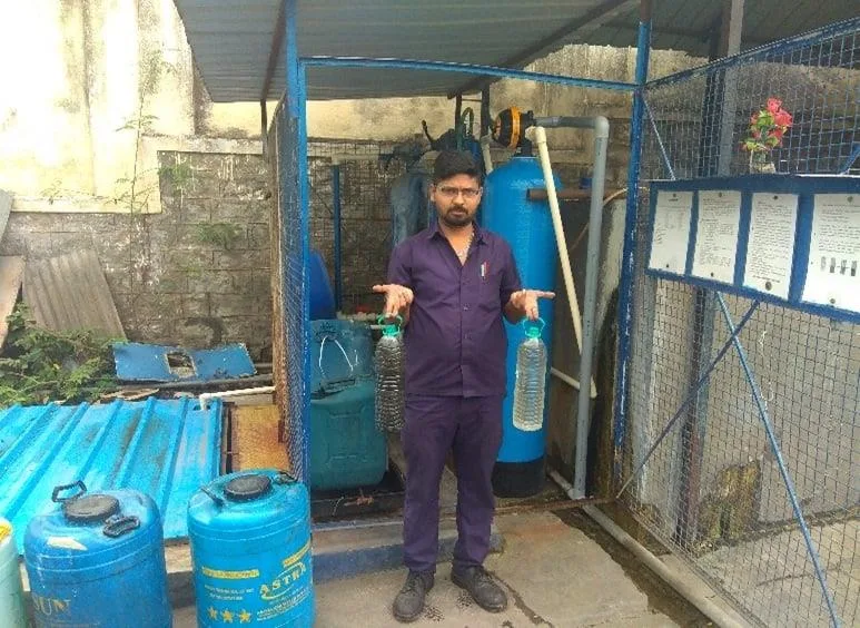 Bus wash-water treatment installation